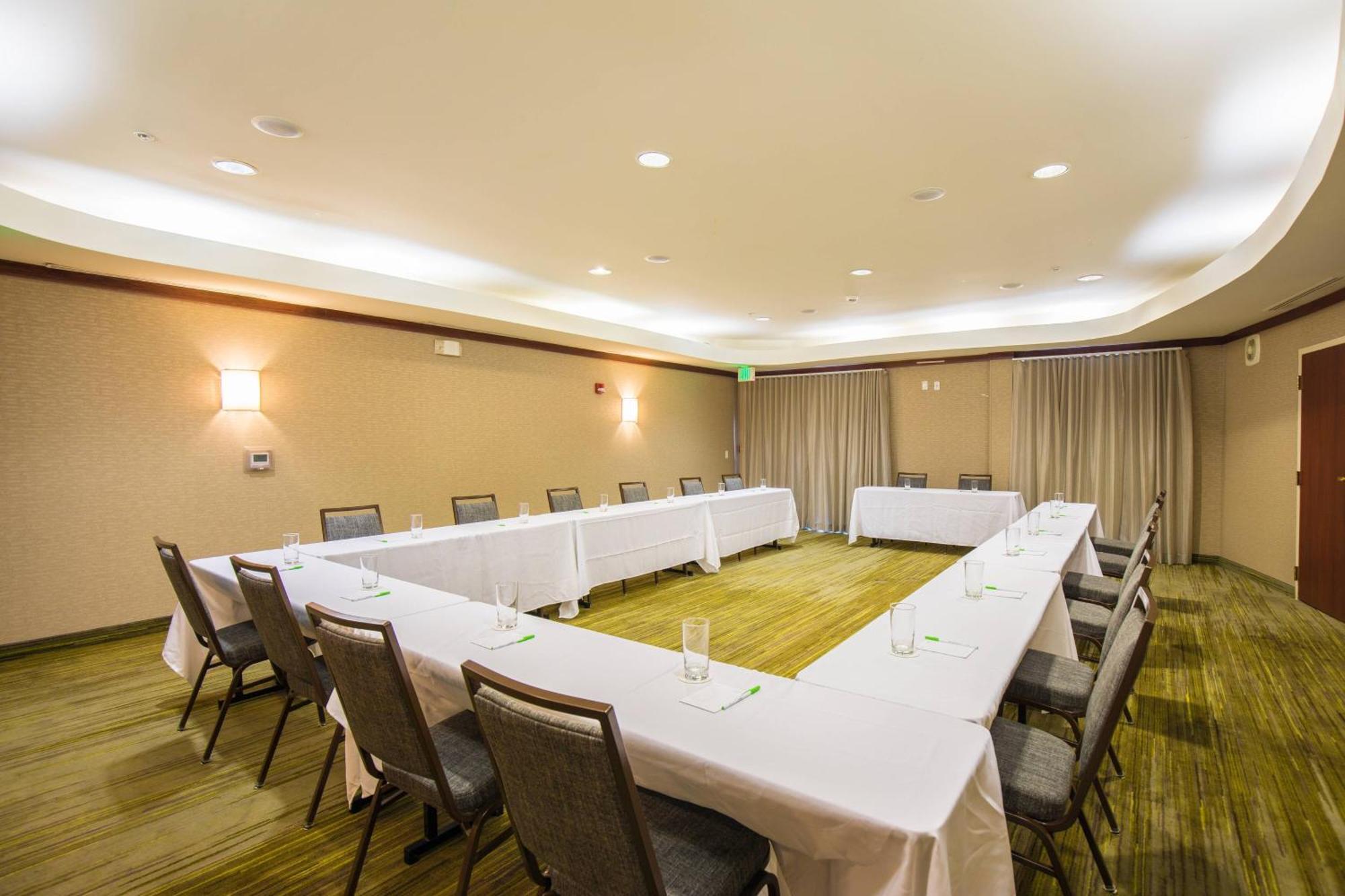 Courtyard By Marriott Merced Exterior foto