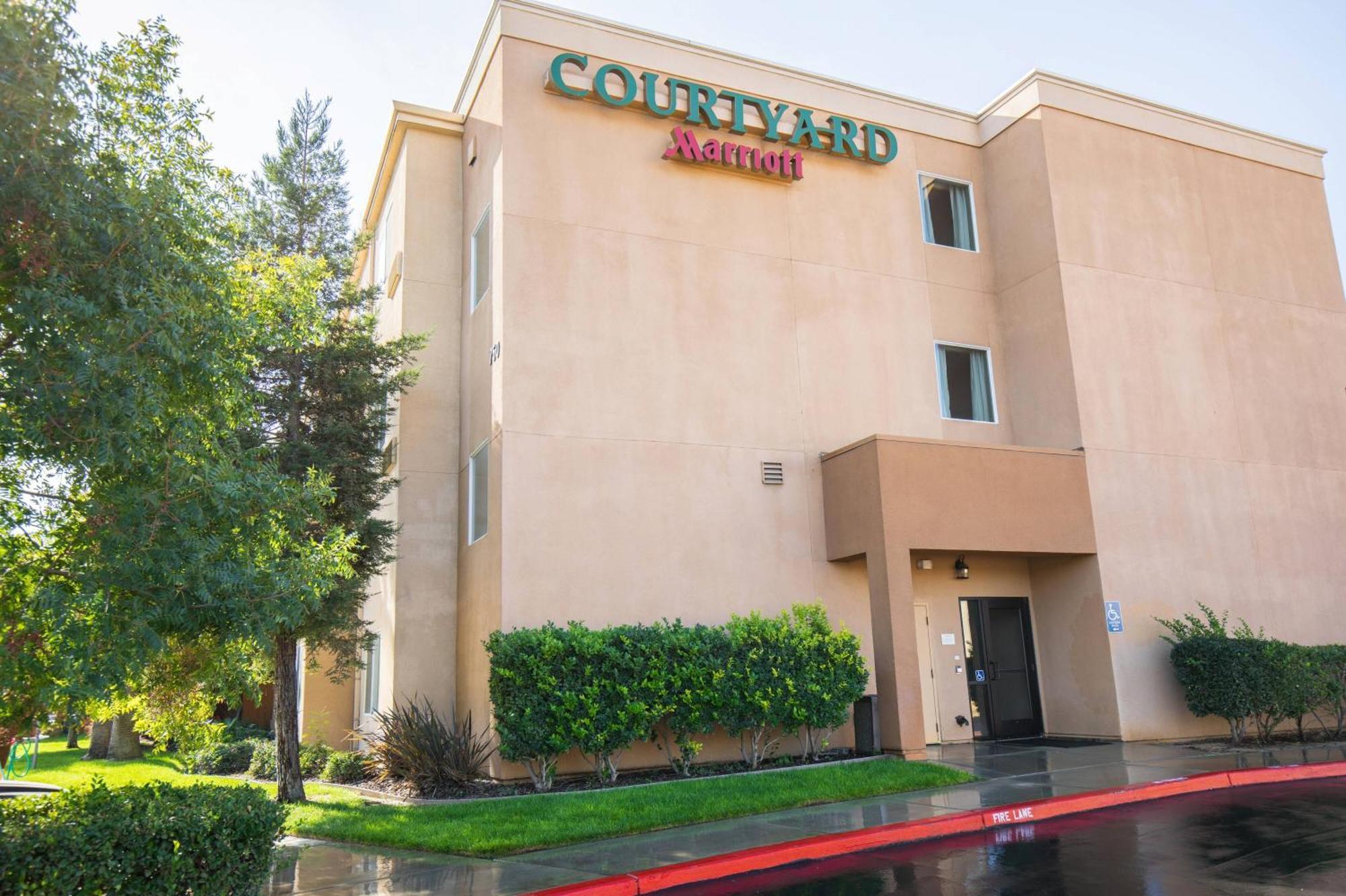 Courtyard By Marriott Merced Exterior foto
